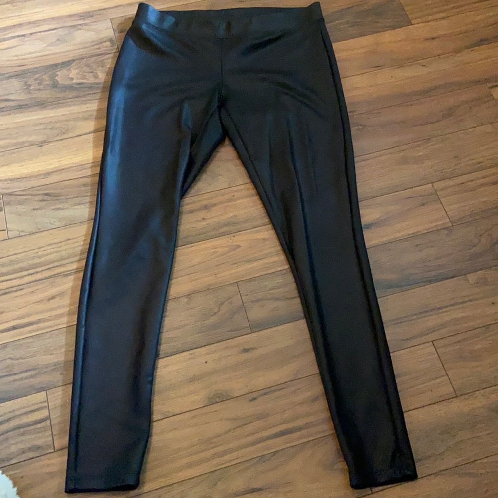 Women’s Size M Express Feaux Leather Pants
